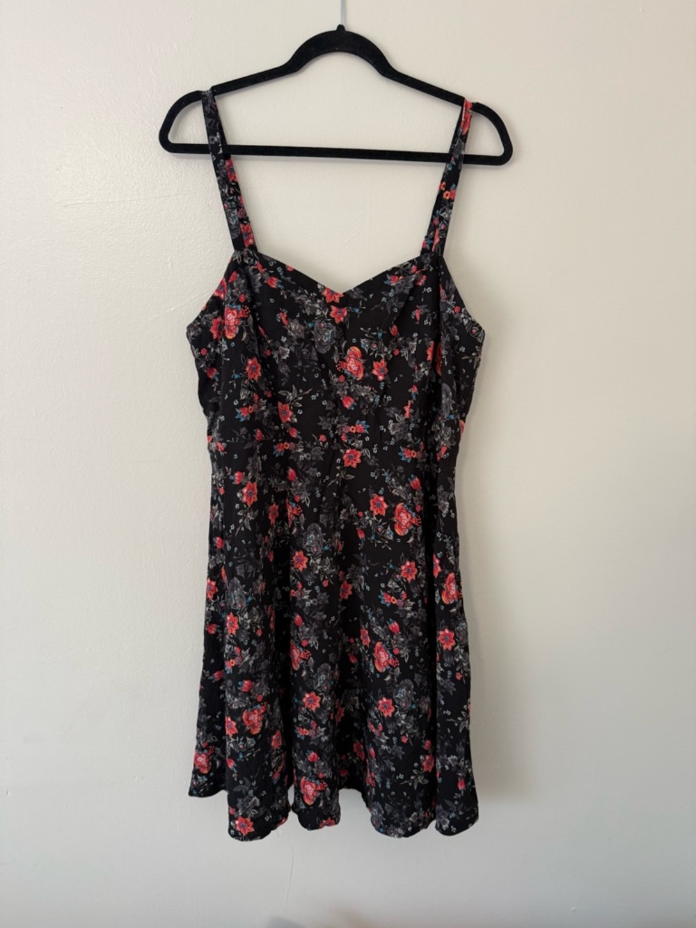 Torrid - Black Floral Skater Dress Smocked Sleeveless Summer NWOT Size 1 (16/18) - Picture 14 of 15